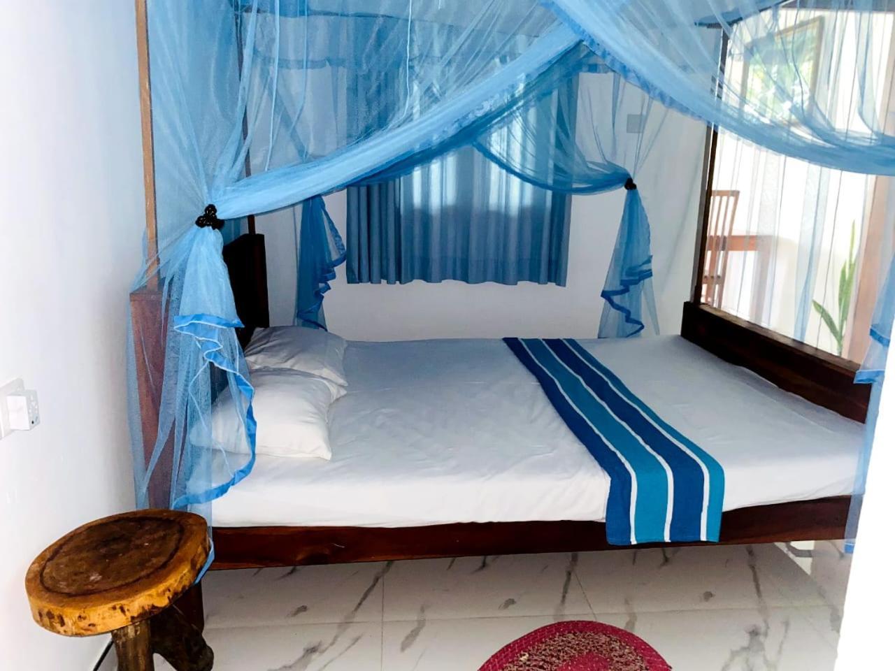 Hotel 蒂瑟默哈拉默 外观 照片